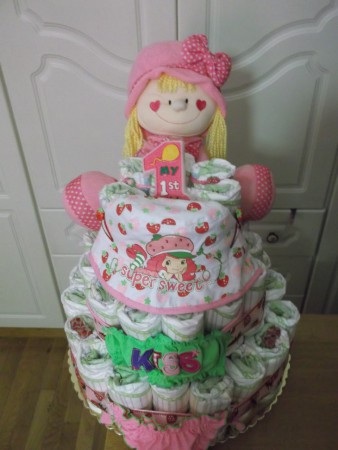 Τούρτα φραουλίτσα, για τη χρονιάρα μας κουκλίτσα!!!