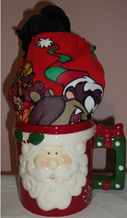 2η κούπα του Άγιου Βασίλη, με δώρα καλτσούλες & εσώρουχο...