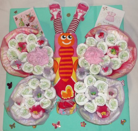 Και η πανοπεταλούδα - δώρο για τη μικρή Κωνσταντίνα....